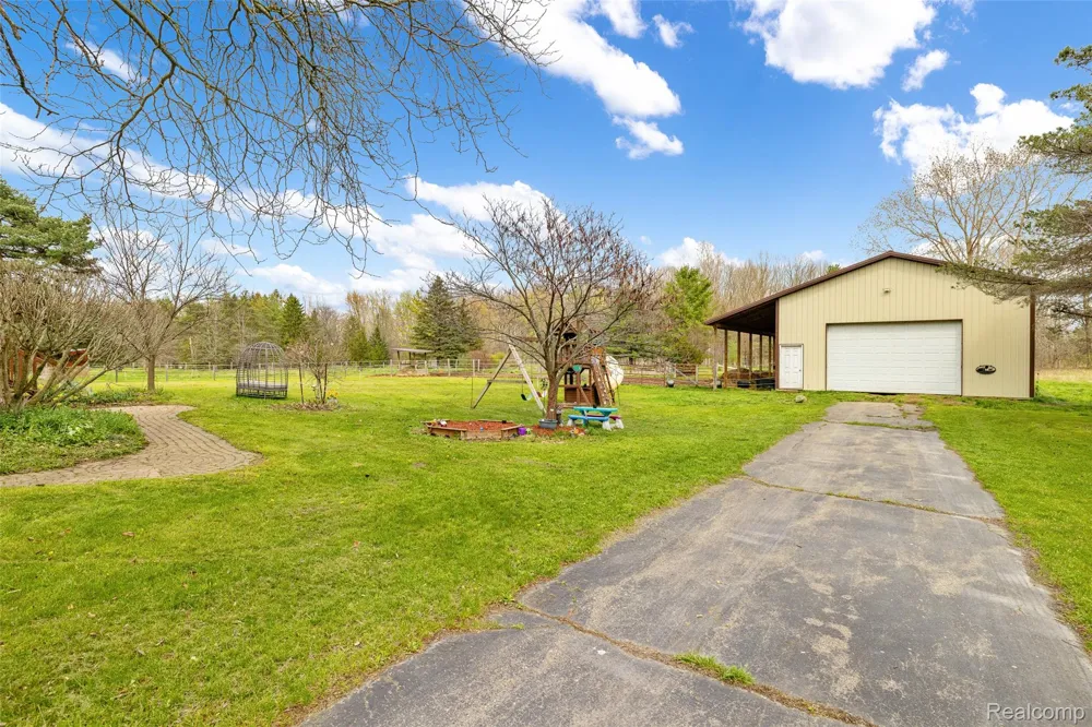 4425 Bethuy Road Casco Township, MI 48064