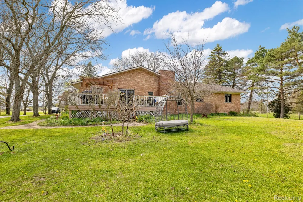 4425 Bethuy Road Casco Township, MI 48064