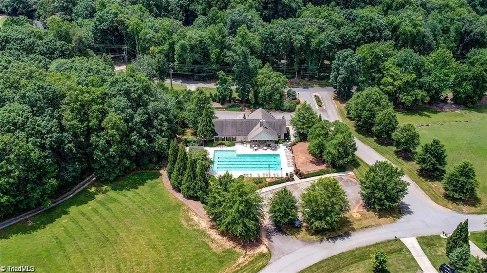 8435 Newgate Trace Browns Summit, NC 27214