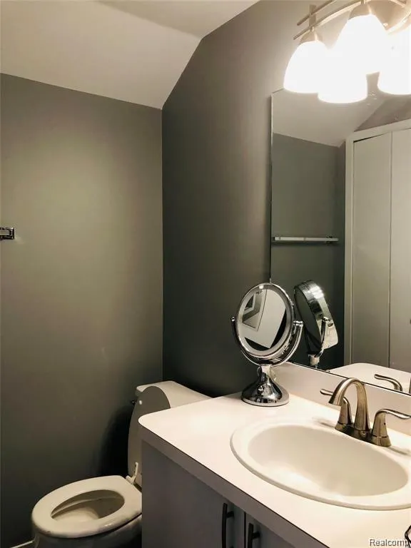 41419 CORNELL DRIVE Novi City, MI 48377