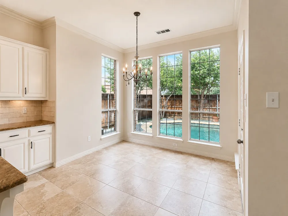 8317 Victoria Lane Lantana, TX 76226