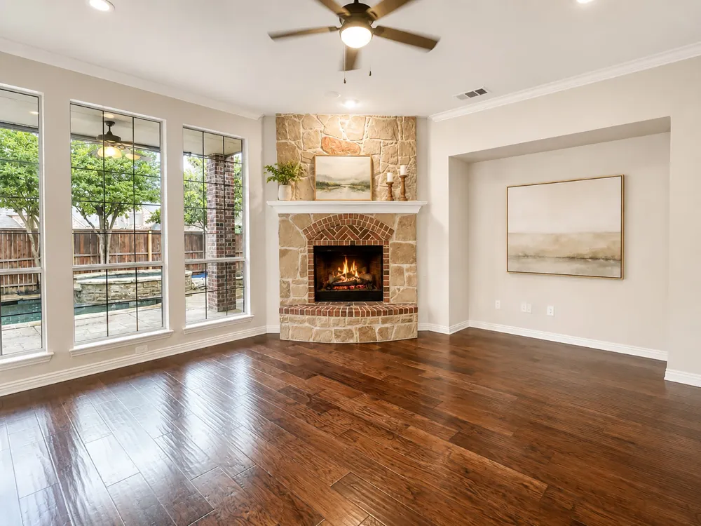 8317 Victoria Lane Lantana, TX 76226