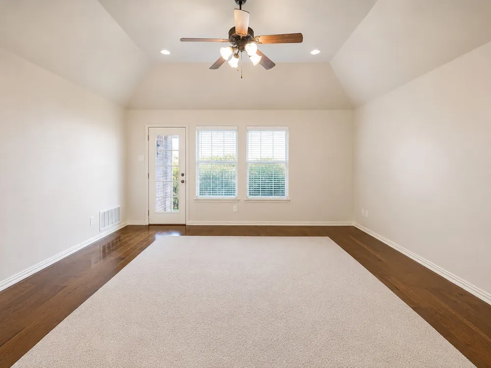 8317 Victoria Lane Lantana, TX 76226