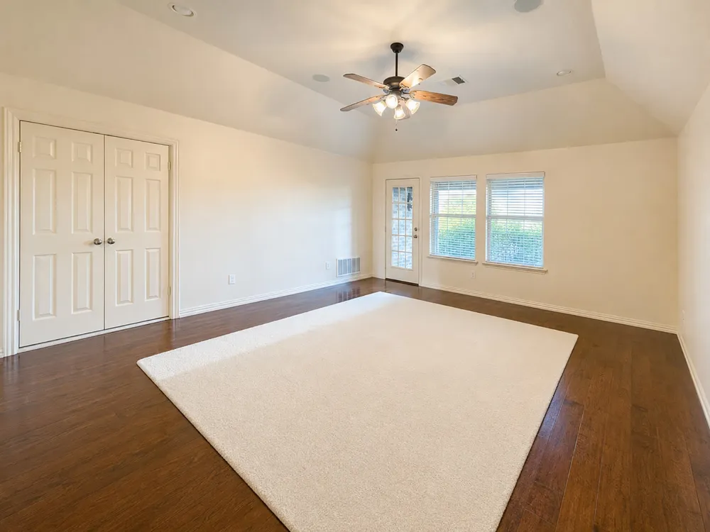 8317 Victoria Lane Lantana, TX 76226