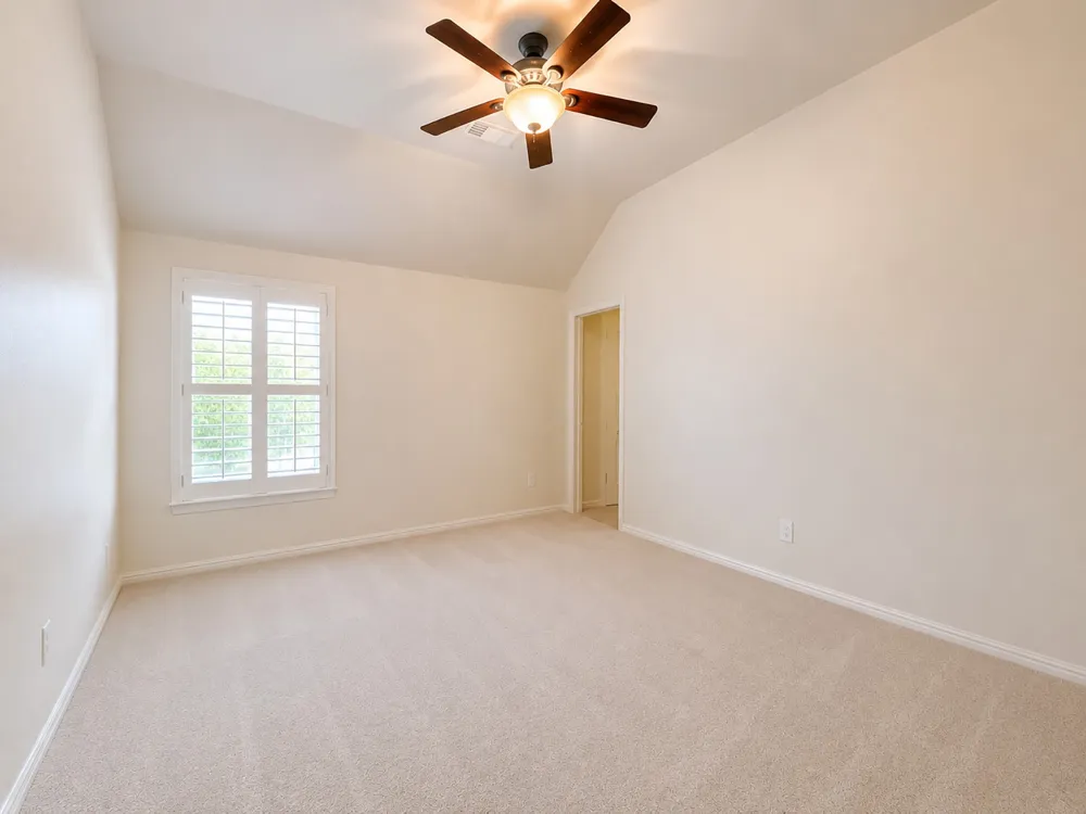 8317 Victoria Lane Lantana, TX 76226