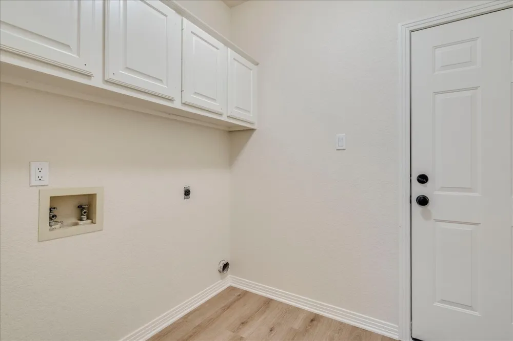 107 Copperleaf Road Lakeway, TX 78734