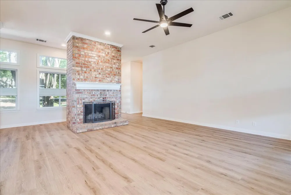 107 Copperleaf Road Lakeway, TX 78734