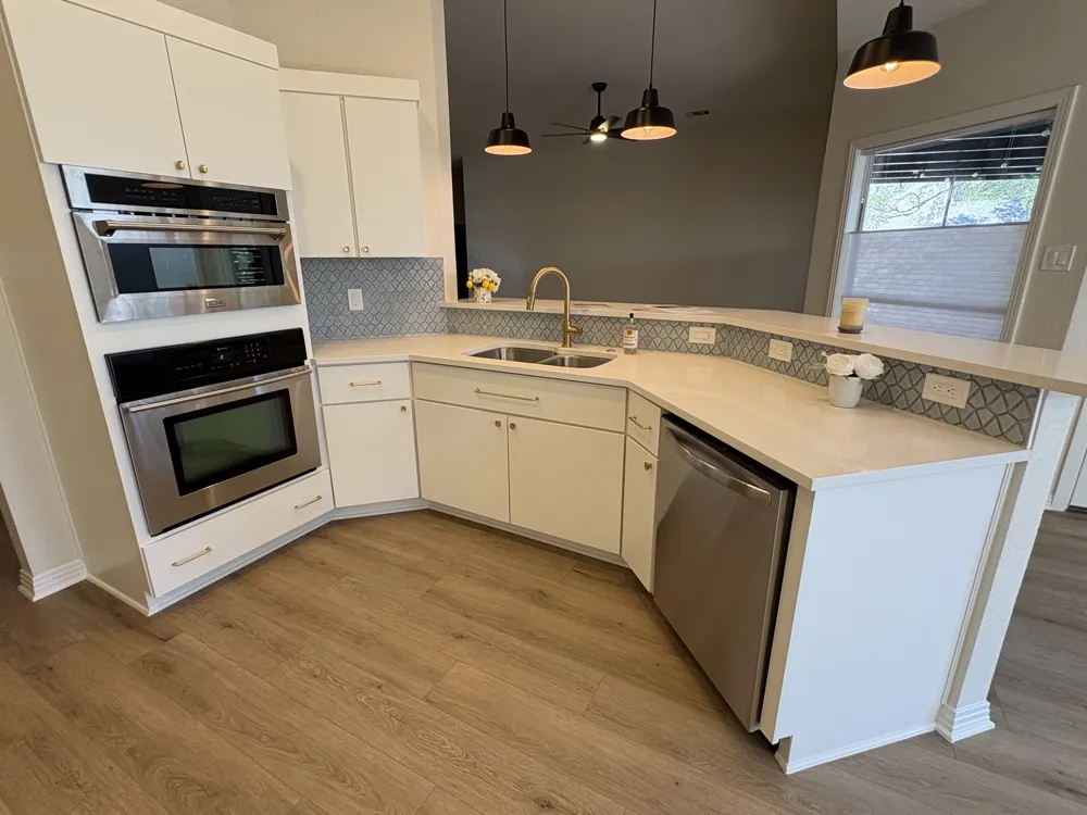 107 Copperleaf Road Lakeway, TX 78734