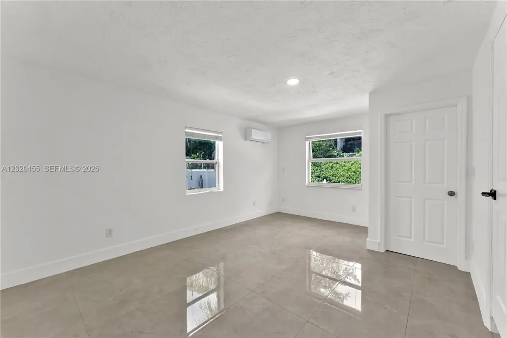 11144 NE 8th Ct Biscayne Park, FL 33161