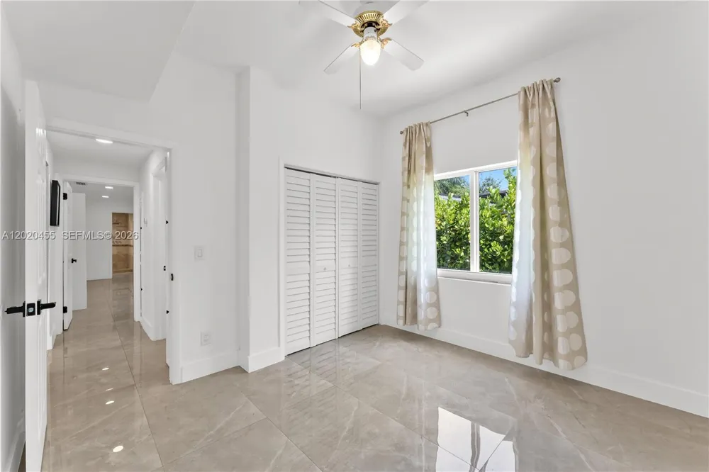 11144 NE 8th Ct Biscayne Park, FL 33161