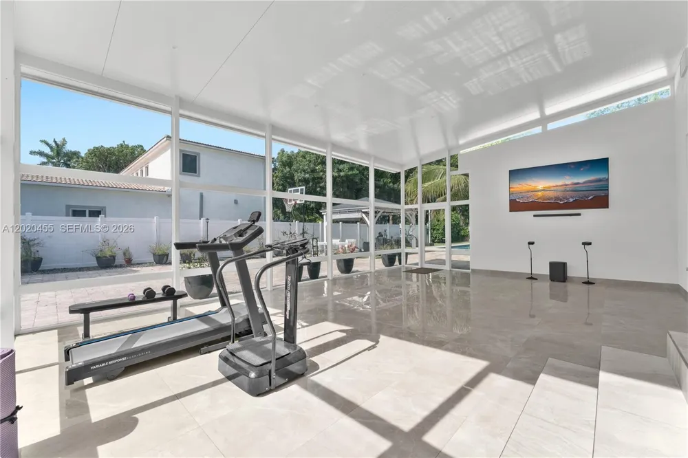 11144 NE 8th Ct Biscayne Park, FL 33161