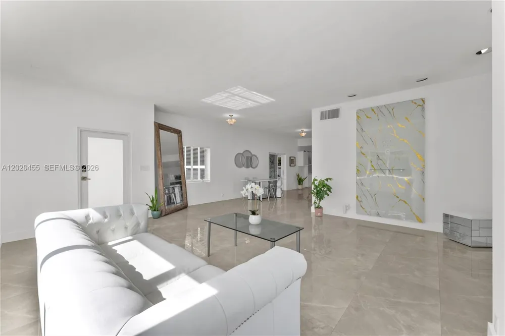 11144 NE 8th Ct Biscayne Park, FL 33161