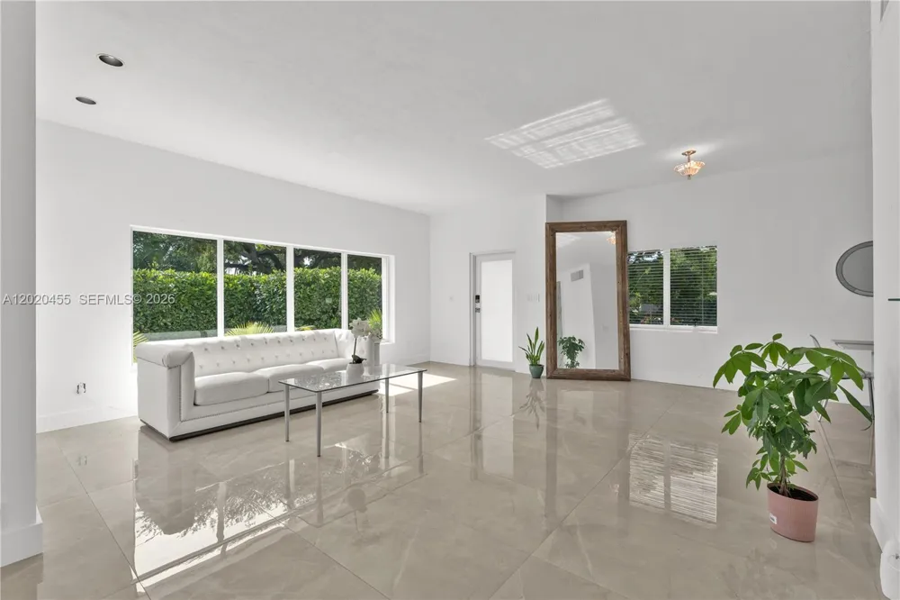11144 NE 8th Ct Biscayne Park, FL 33161
