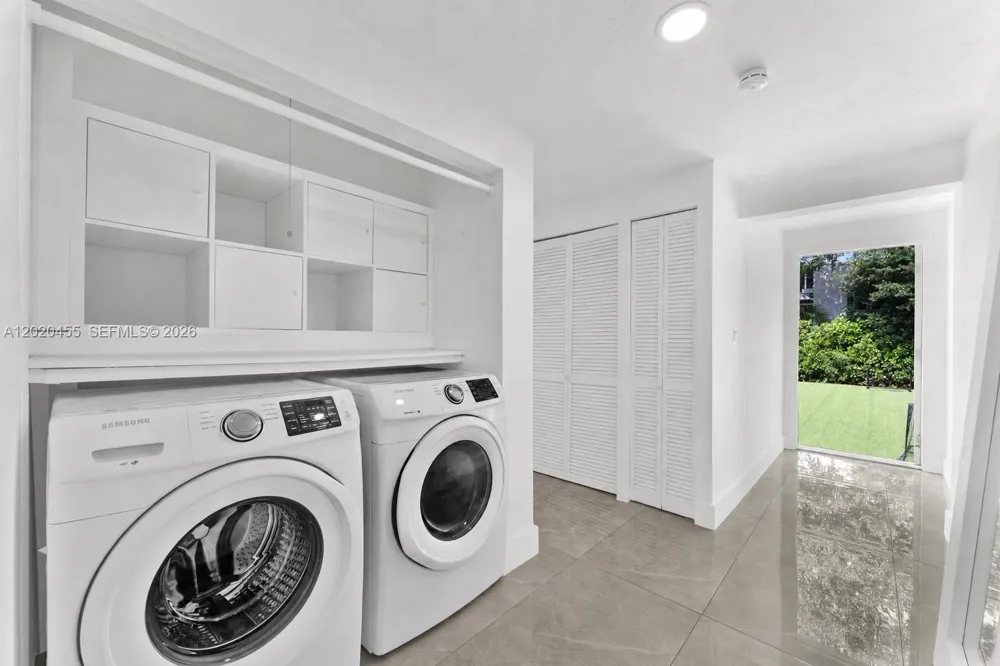 11144 NE 8th Ct Biscayne Park, FL 33161