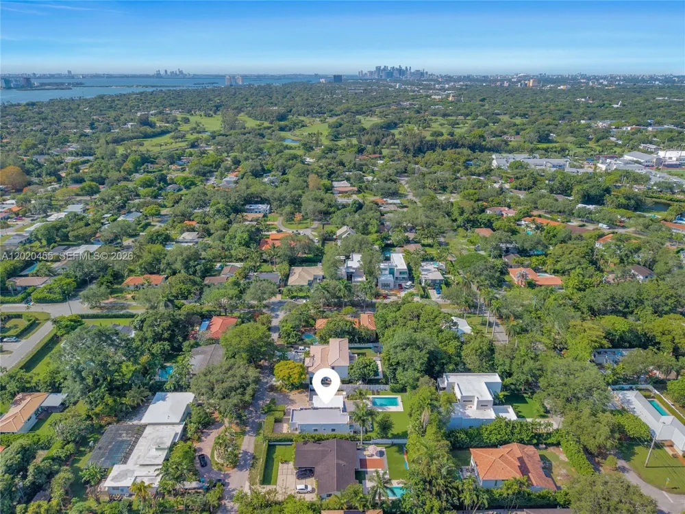 11144 NE 8th Ct Biscayne Park, FL 33161