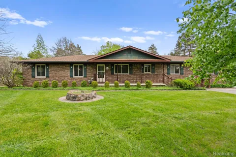 7540 Dexter Pinckney Road