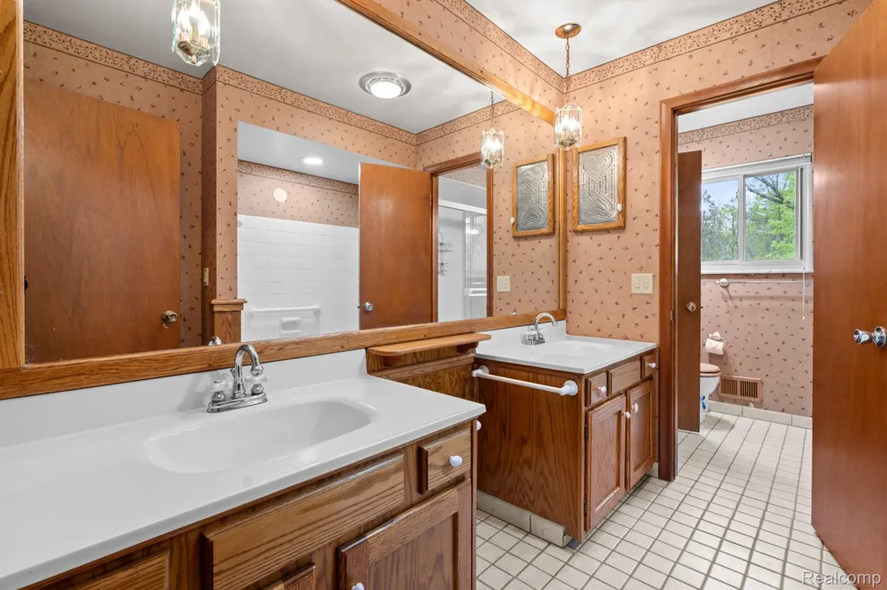 7540 Dexter Pinckney Road Dexter Township, MI 48130