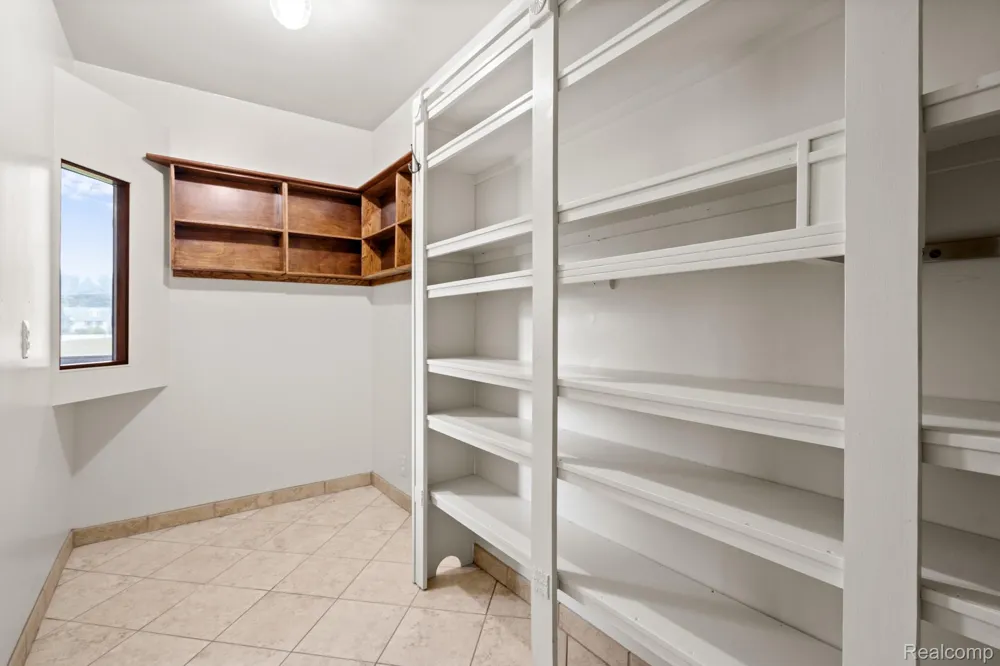 7540 Dexter Pinckney Road Dexter Township, MI 48130