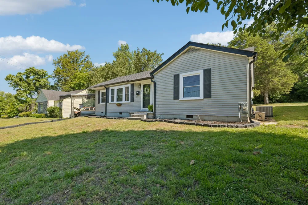 707 Jefferson Ave E Carthage, TN 37030