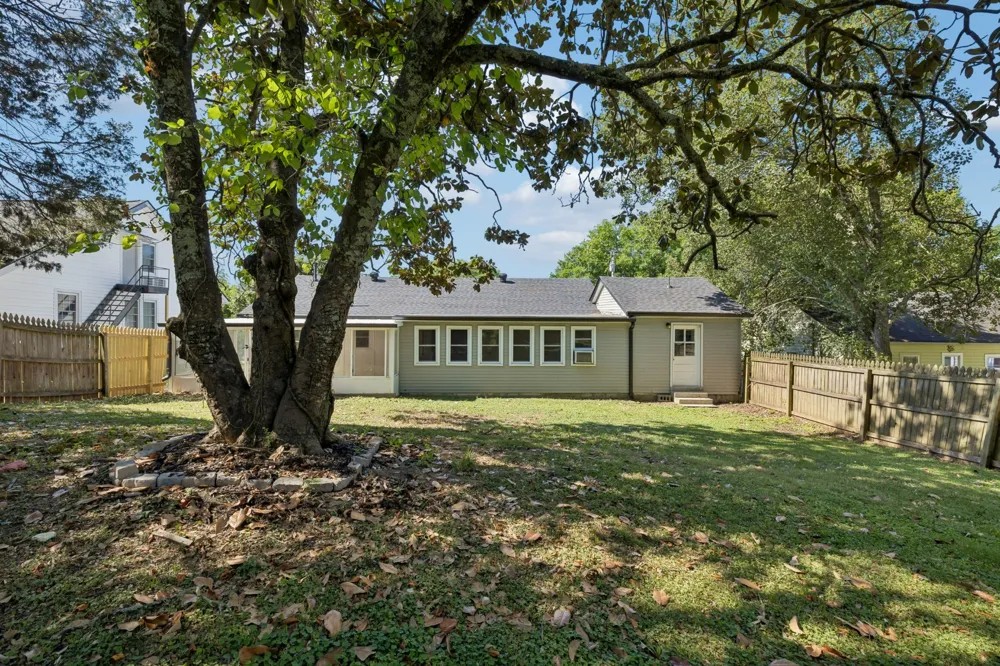 707 Jefferson Ave E Carthage, TN 37030