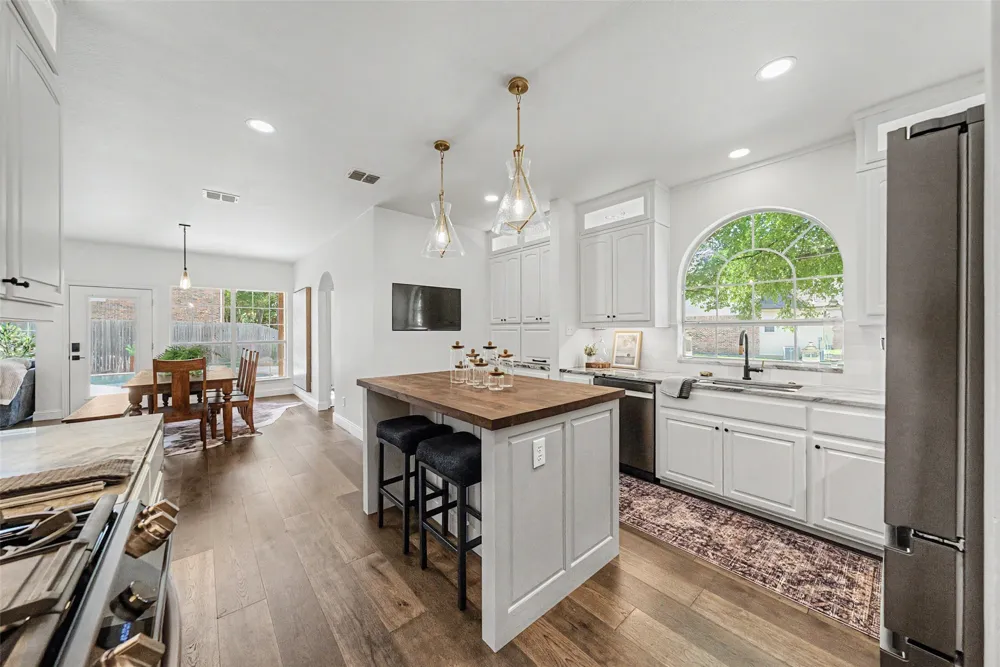 217 Huffman Bluff Keller, TX 76248