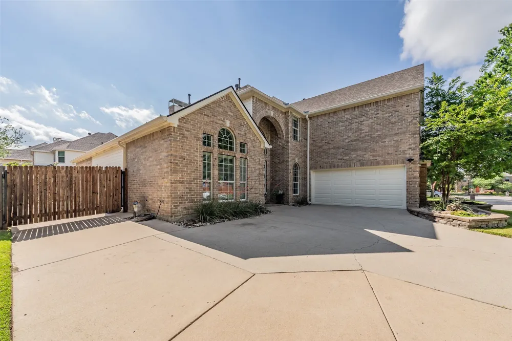 217 Huffman Bluff Keller, TX 76248