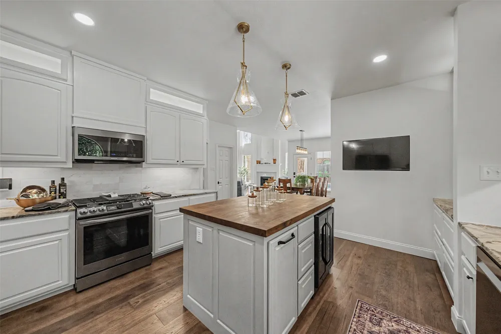 217 Huffman Bluff Keller, TX 76248