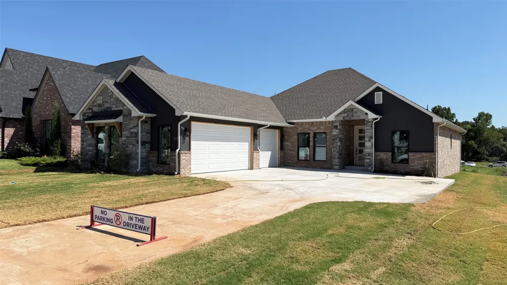 2322 E 134th Circle S Bixby, OK 74008