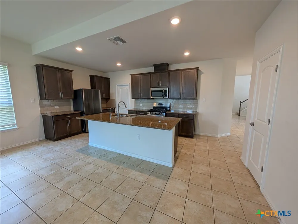 2241 Windswept Way New Braunfels, TX 78132