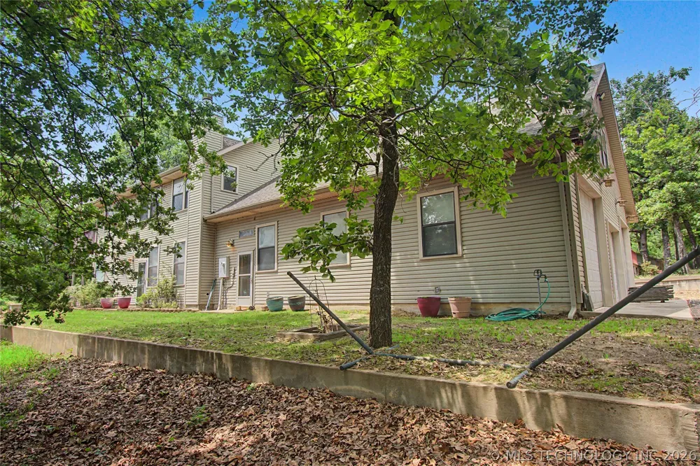 116568 S 4268 ROAD Checotah, OK 74426