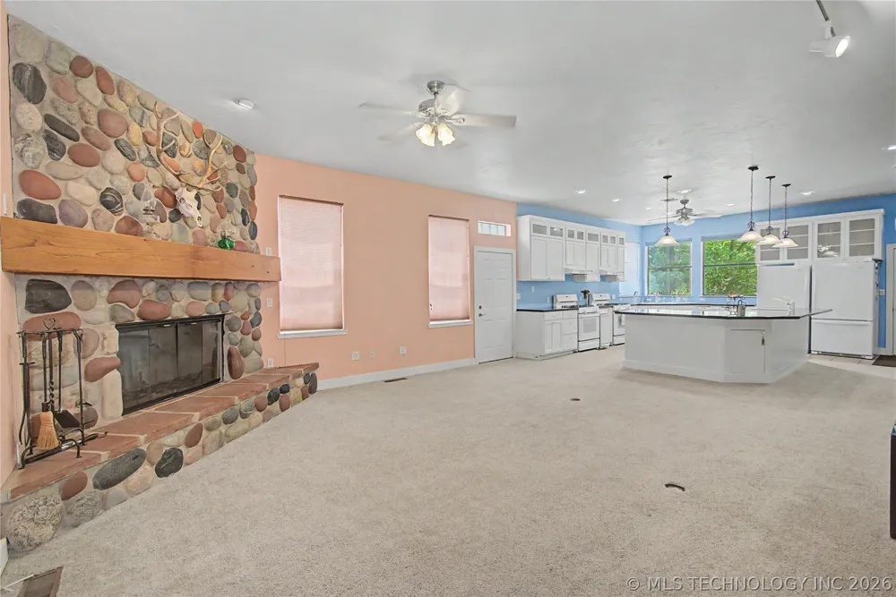 116568 S 4268 ROAD Checotah, OK 74426