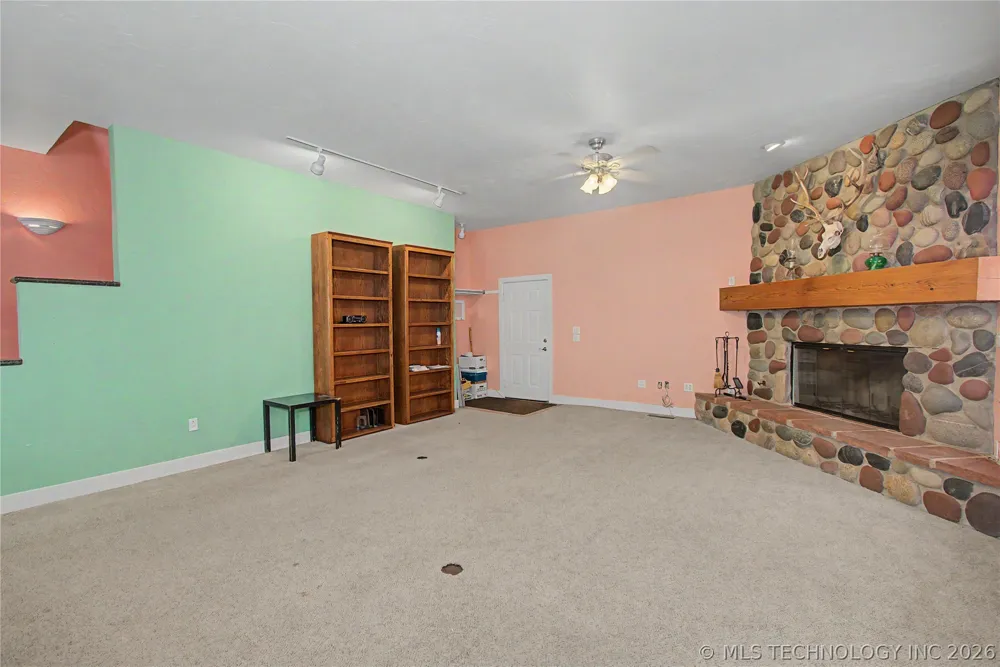 116568 S 4268 ROAD Checotah, OK 74426