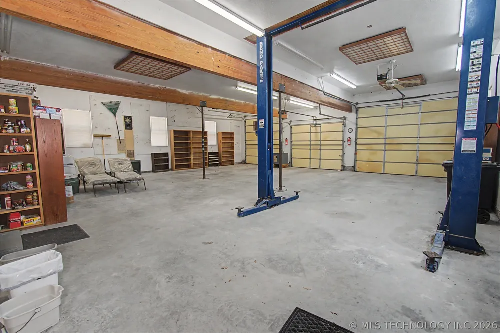 116568 S 4268 ROAD Checotah, OK 74426