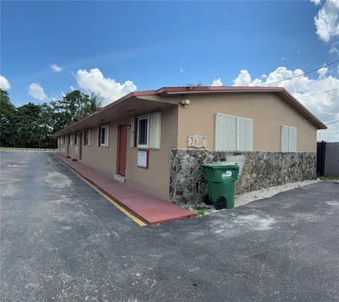 2924 NW 132nd Ter #3