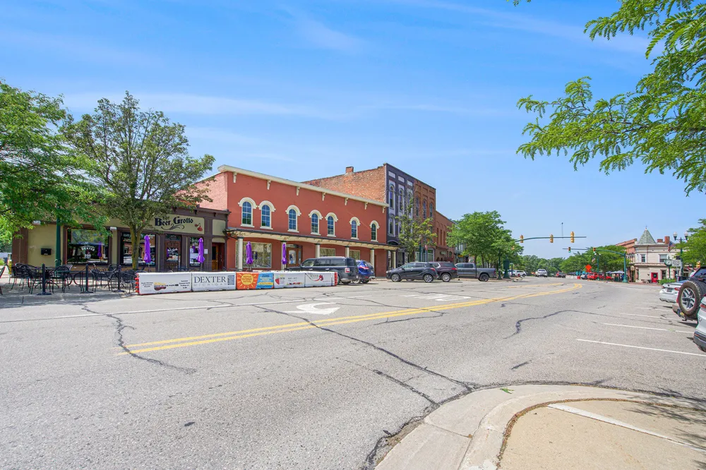 610 Boardwalk Lane Dexter, MI 48130
