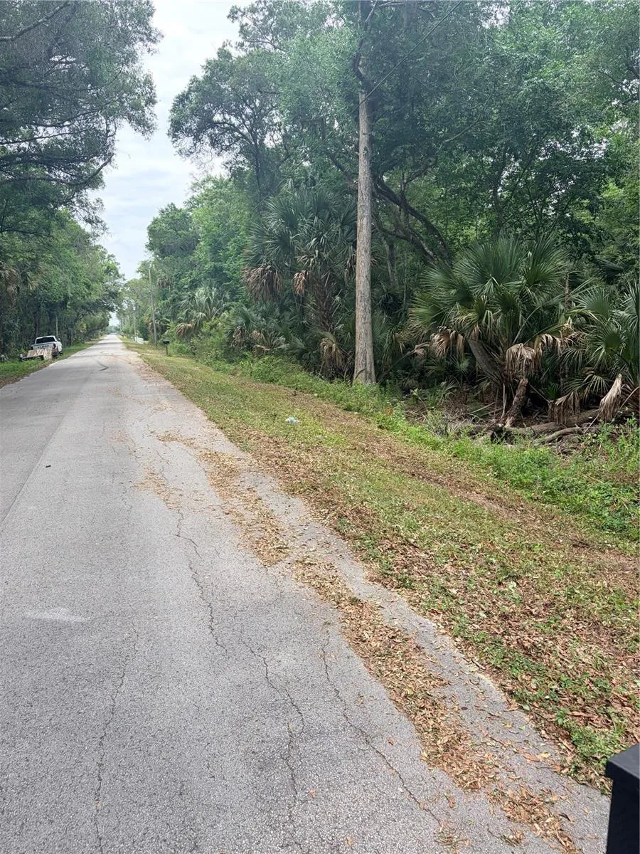 8744 W OAK STREET Crystal River, FL 34428