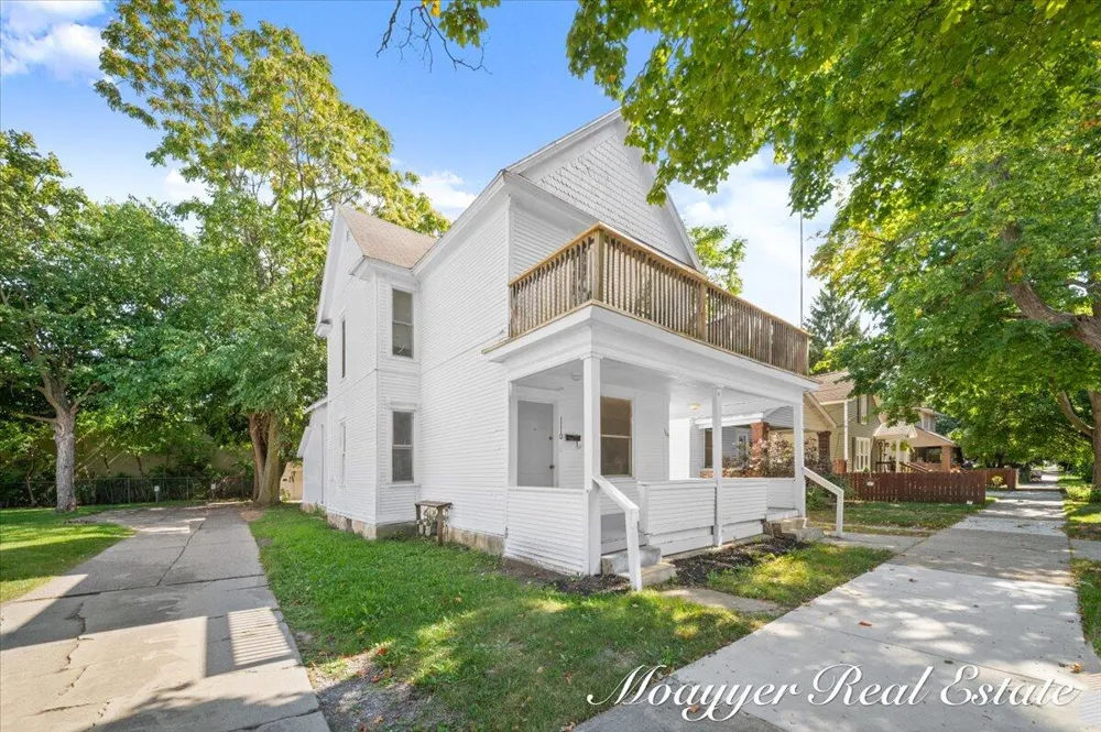 1108 Muskegon Avenue NW Grand Rapids, MI 49504