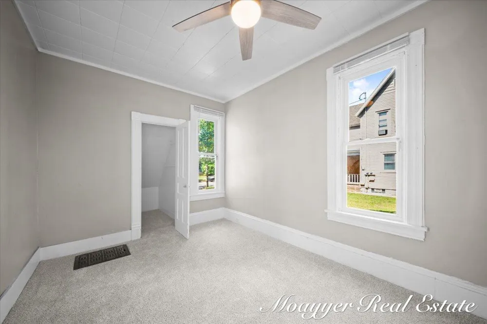 1108 Muskegon Avenue NW Grand Rapids, MI 49504