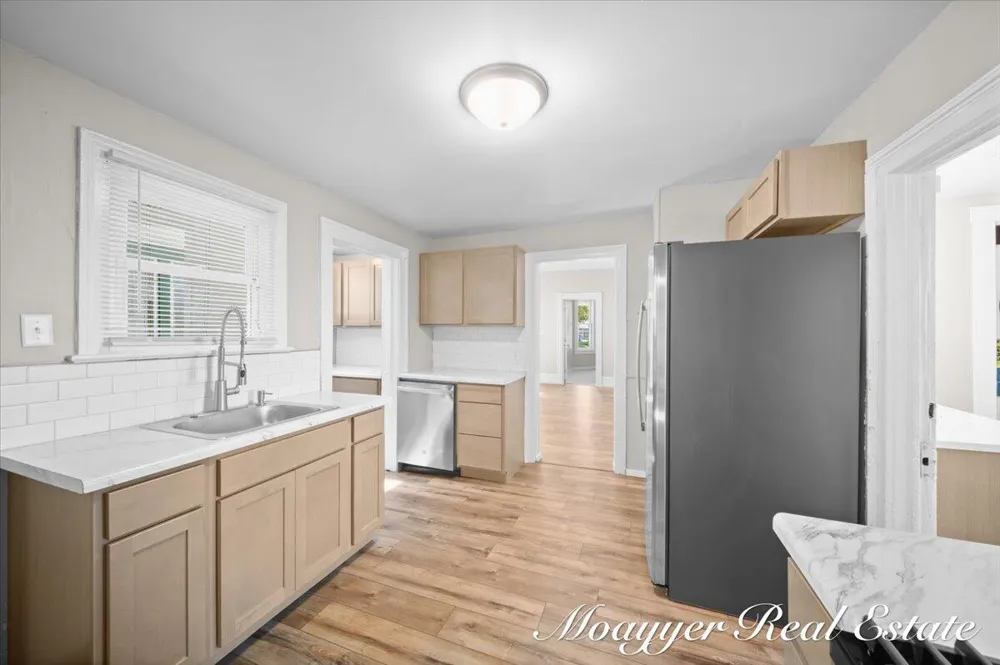 1108 Muskegon Avenue NW Grand Rapids, MI 49504