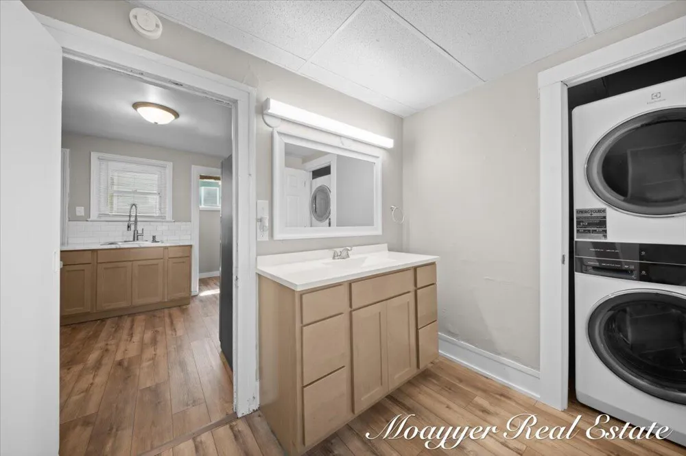 1108 Muskegon Avenue NW Grand Rapids, MI 49504