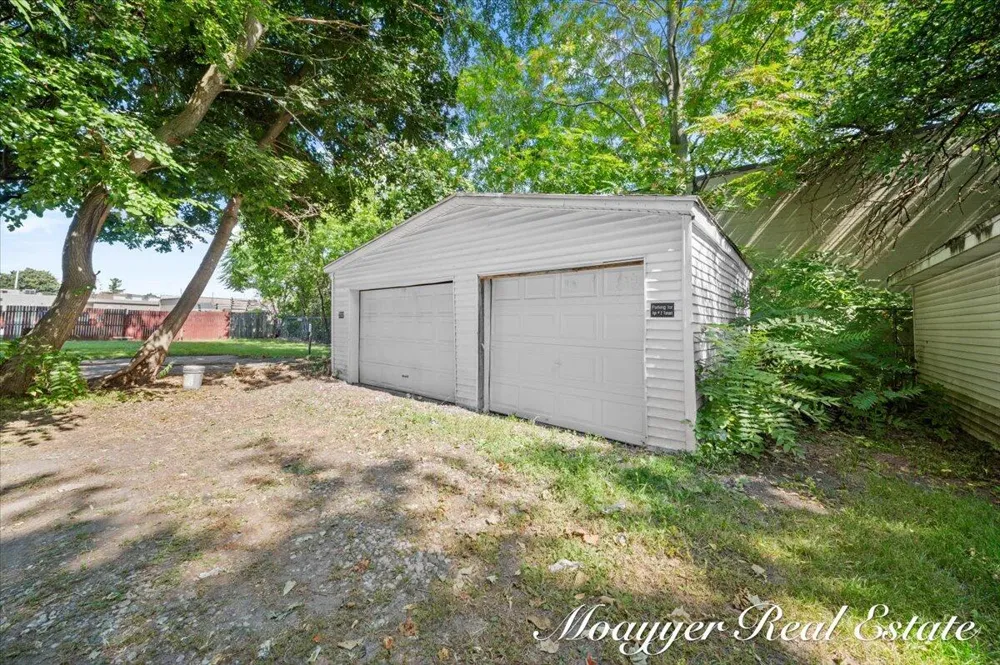1108 Muskegon Avenue NW Grand Rapids, MI 49504