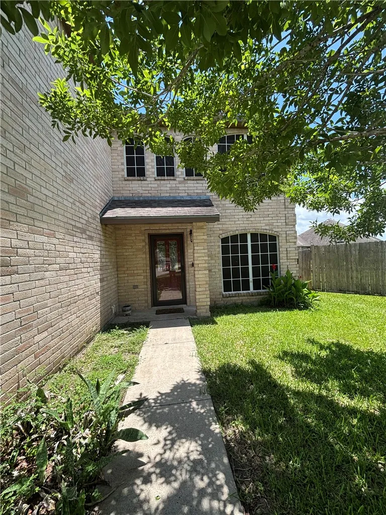 2109 BROOK LANE Kingsville, TX 78363