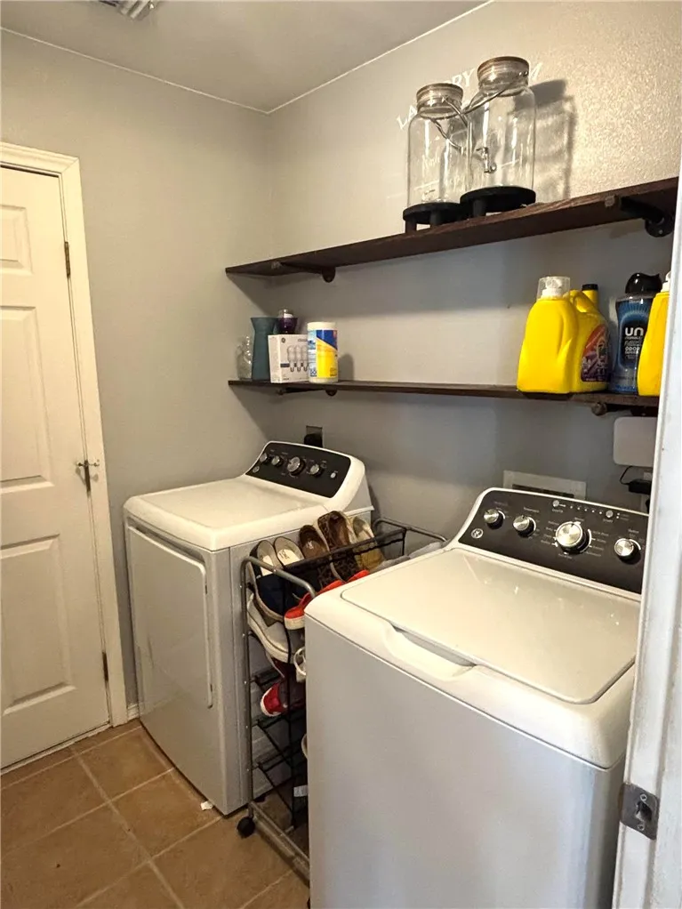2109 BROOK LANE Kingsville, TX 78363