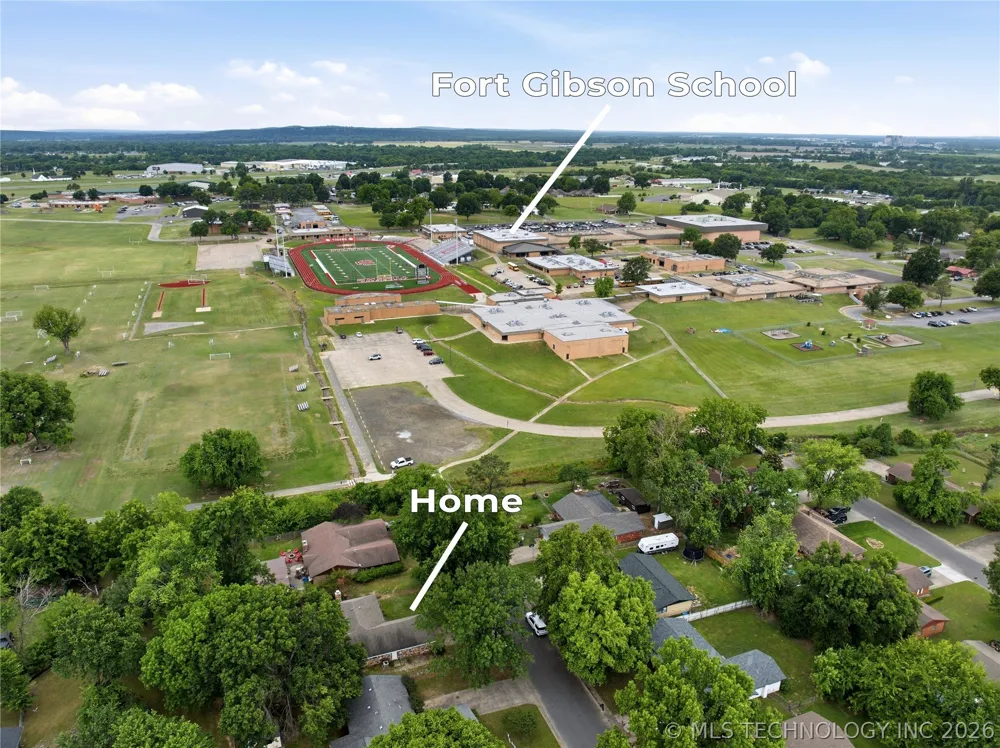 320 S Meigs Street Fort Gibson, OK 74434