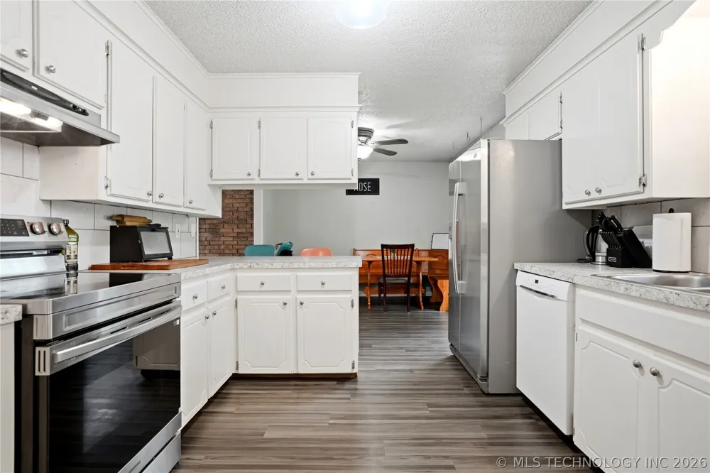 320 S Meigs Street Fort Gibson, OK 74434
