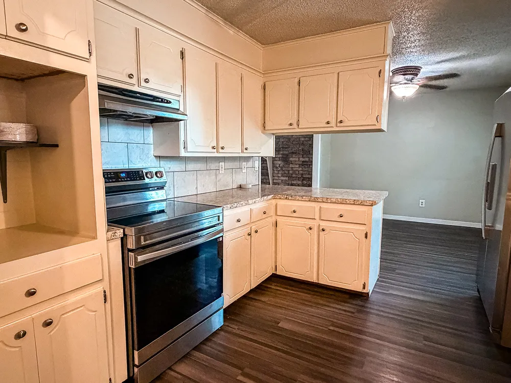 320 S Meigs Street Fort Gibson, OK 74434