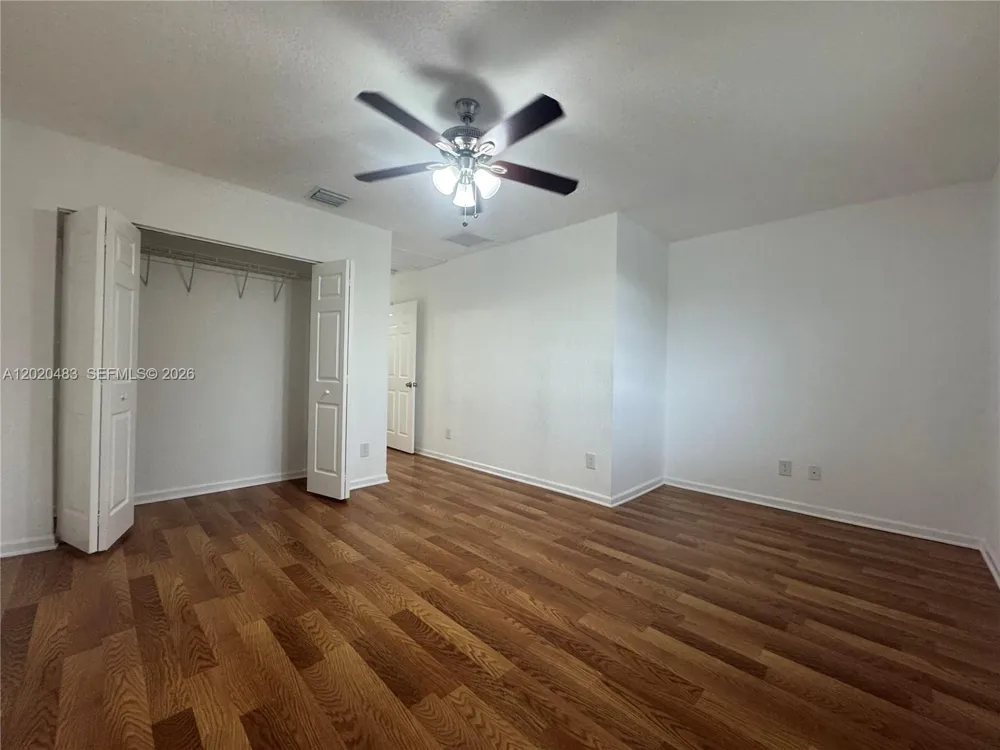 1415 NW 34th Way Lauderhill, FL 33311