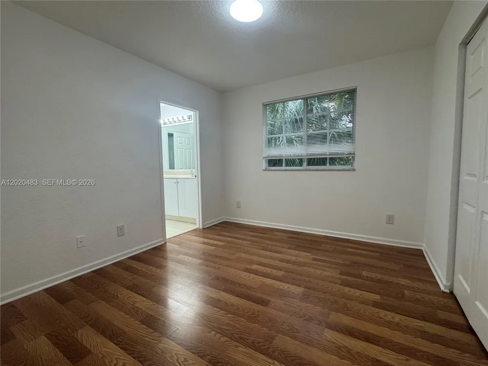 1415 NW 34th Way Lauderhill, FL 33311