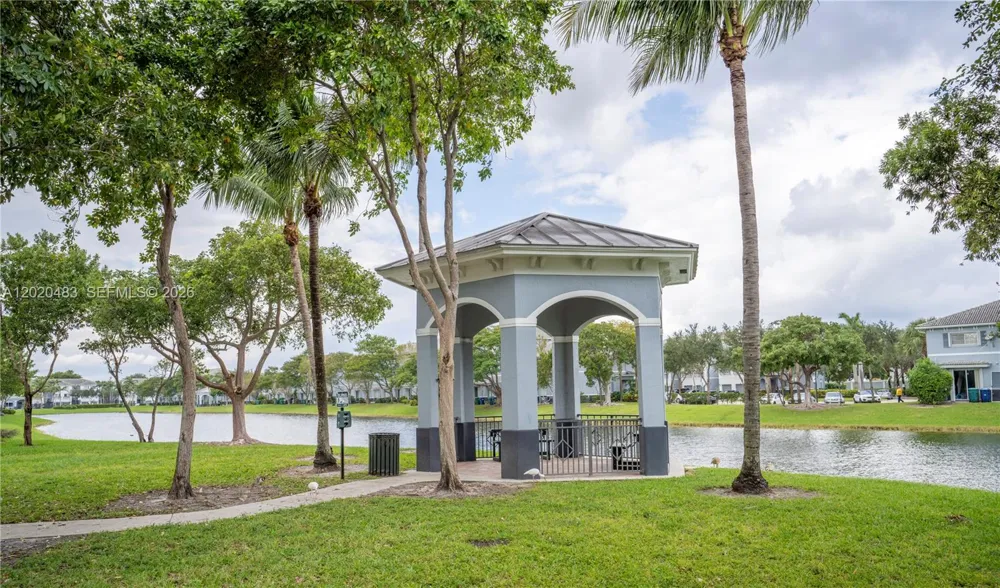 1415 NW 34th Way Lauderhill, FL 33311