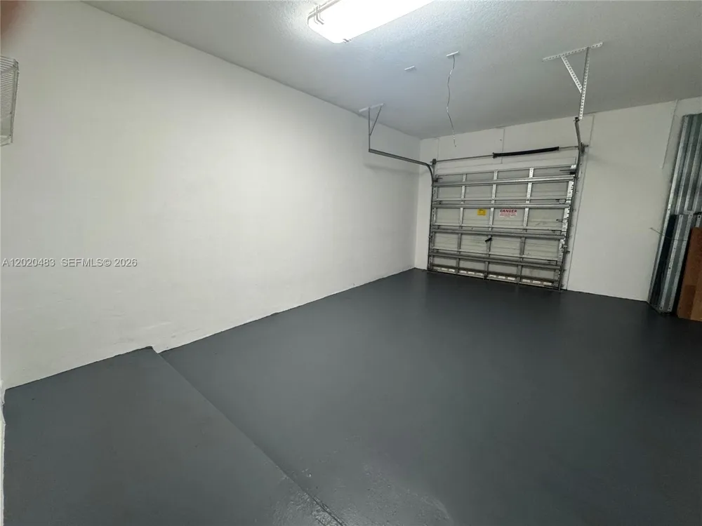 1415 NW 34th Way Lauderhill, FL 33311